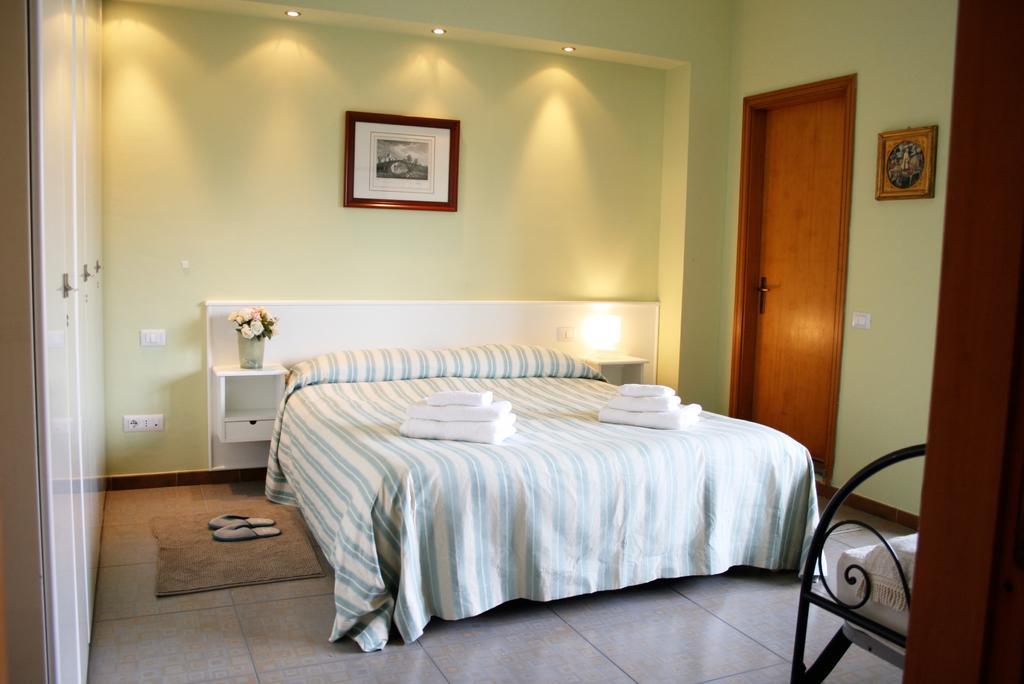 Apartment Pompei Wellness Δωμάτιο φωτογραφία